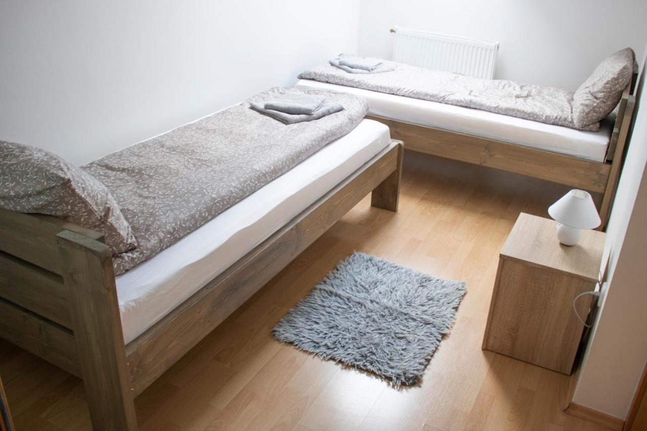 Apartamento Csalogány Apartman Szekszárd Exterior foto